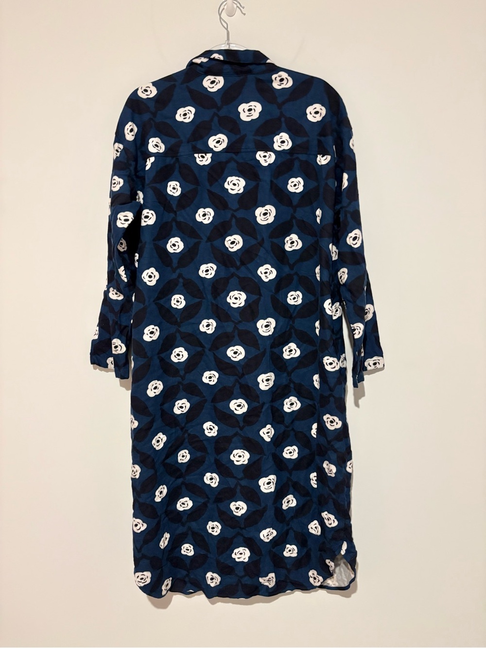 Uniqlo x Marimekko Flannel Long Sleeve button midi Dress Blue Floral medium - Picture 3 of 7